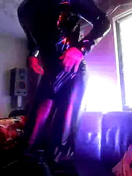 Snapshot of Crystalbitchx chatting on 02-02-25, 09:29 Crystalbitchx online show from 02-02-25, 09:29