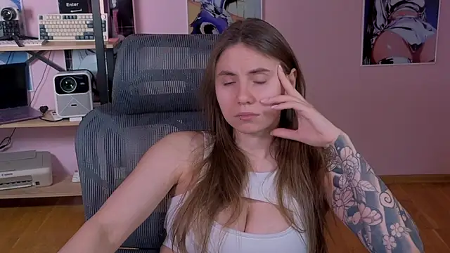  AnnaStark  online show from 02-06-26, 08:16