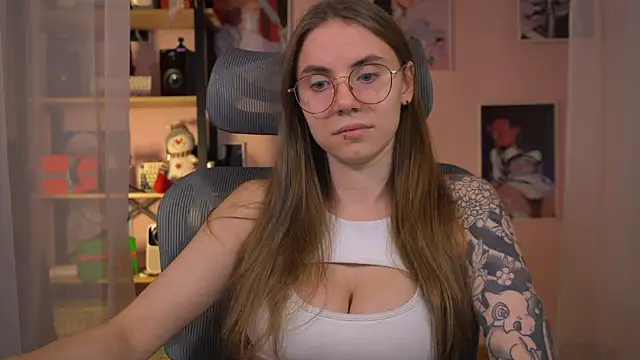  AnnaStark  online show from 11-21-25, 07:57