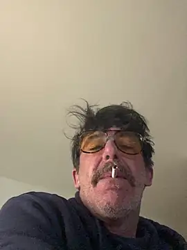 Snapshot of maxximere chatting on 02-16-26, 12:42 maxximere online show from 02-16-26, 12:42