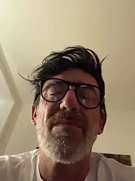 Snapshot of maxximere chatting on 02-01-26, 10:52 maxximere online show from 02-01-26, 10:52