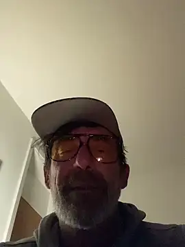 Snapshot of maxximere chatting on 02-10-26, 11:26 maxximere online show from 02-10-26, 11:26