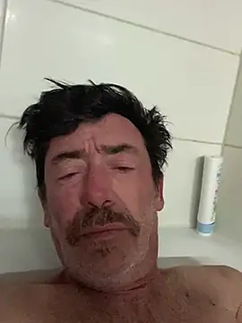 Snapshot of maxximere chatting on 02-14-26, 02:06 maxximere online show from 02-14-26, 02:06