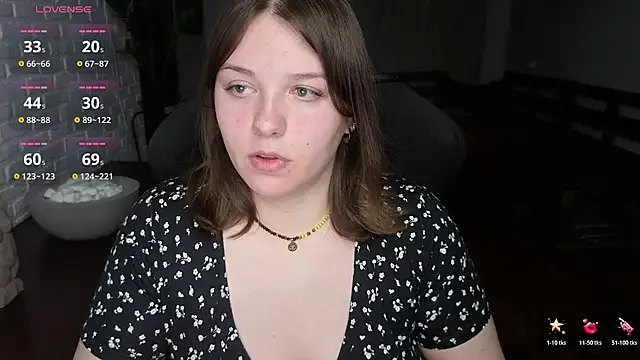 Snapshot of XNirvanaX chatting on 07-19-26, 01:03 XNirvanaX online show from 07-19-26, 01:03