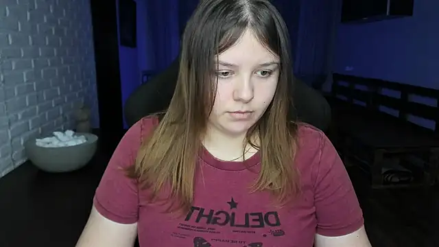 Snapshot of XNirvanaX chatting on 12-15-24, 01:02 XNirvanaX online show from 12-15-24, 01:02