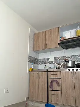 Indira Nahali1 online show from 10-18-25, 02:41