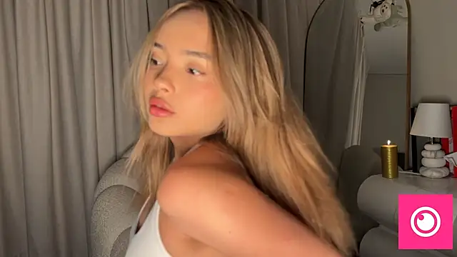 Irina Grant online show from 03-10-26, 01:42