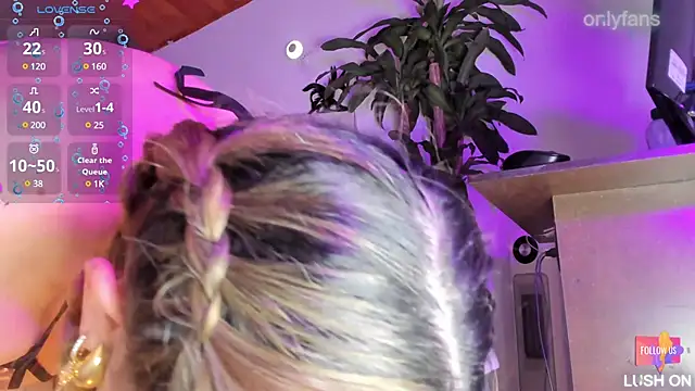  asscutebig  online show from 01-06-25, 12:05