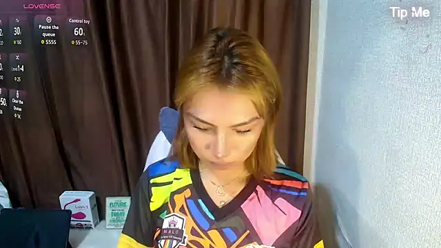 luxxy grand online show from 04-18-26, 02:03