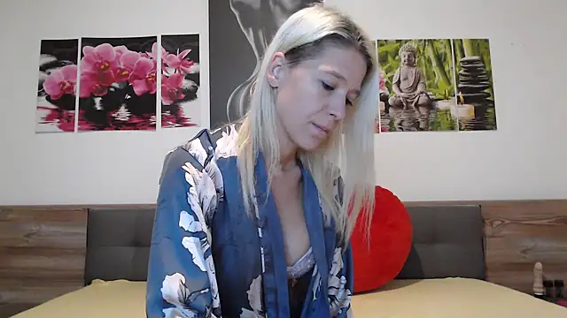 Naschkatze01 online show from 11-07-25, 07:02