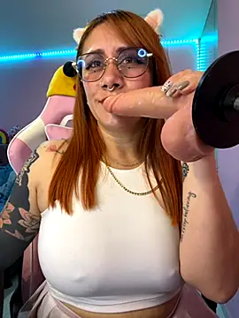 Luna Paris  online show from 10-02-25, 04:32