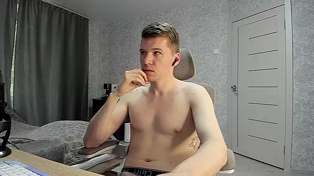Bananas dick online show from 05-14-26, 07:16