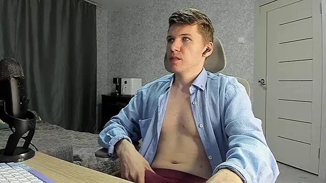Bananas dick online show from 06-15-26, 04:06