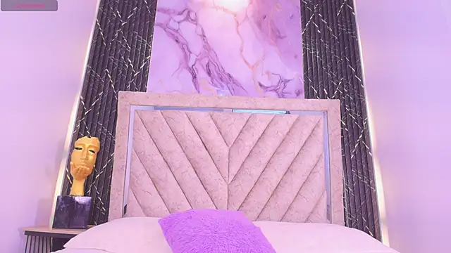 Hanna Evaanss online show from 09-12-25, 08:08