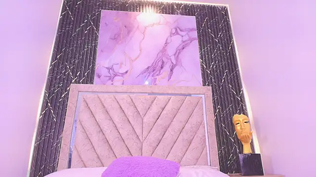 Hanna Evaanss online show from 09-20-25, 08:25