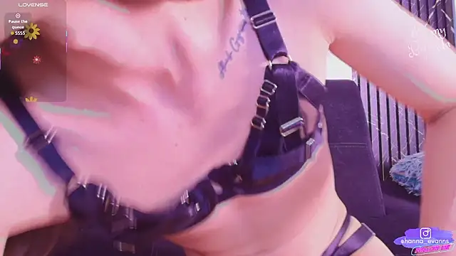 Hanna Evaanss online show from 03-10-26, 08:13