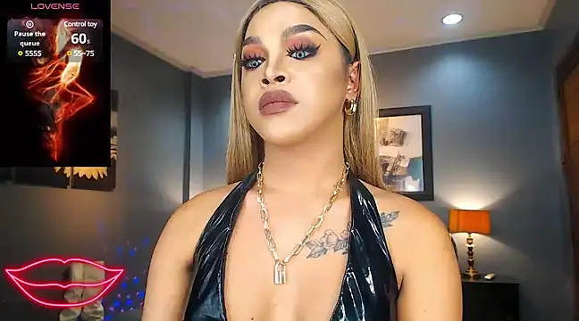 BitchyTYRA online show from 03-07-25, 06:35