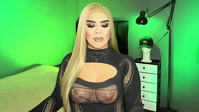 VictoriaEliz online show from 05-01-26, 02:44