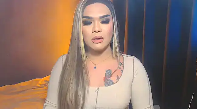 Snapshot of VictoriaEliz chatting on 01-16-25, 12:01 VictoriaEliz online show from 01-16-25, 12:01