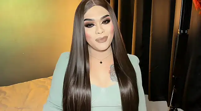 Snapshot of VictoriaEliz chatting on 03-09-25, 05:39 VictoriaEliz online show from 03-09-25, 05:39