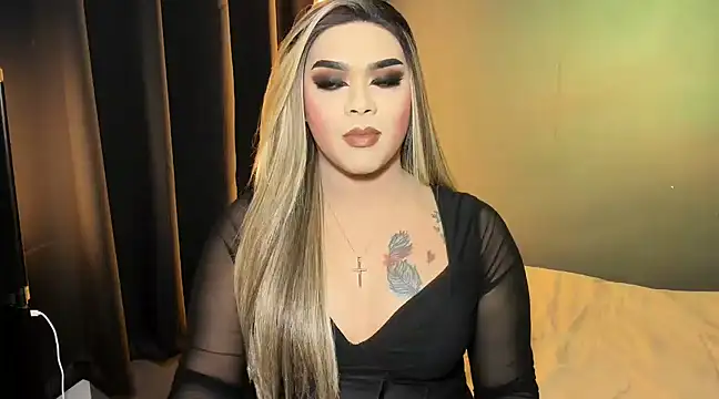 Snapshot of VictoriaEliz chatting on 03-23-25, 08:04 VictoriaEliz online show from 03-23-25, 08:04