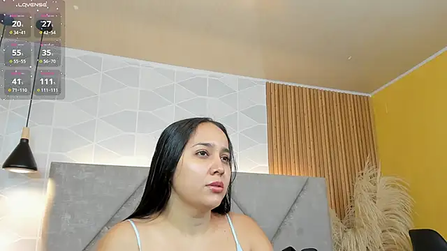 Snapshot of Sammy_Fit_ chatting on 05-01-26, 12:21 Sammy Fit online show from 05-01-26, 12:21