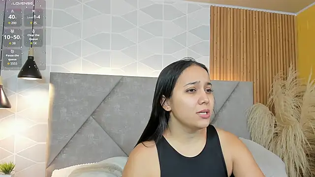 Snapshot of Sammy_Fit_ chatting on 06-01-26, 12:05 Sammy Fit online show from 06-01-26, 12:05