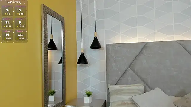 Snapshot of Sammy_Fit_ chatting on 04-30-26, 12:23 Sammy Fit online show from 04-30-26, 12:23