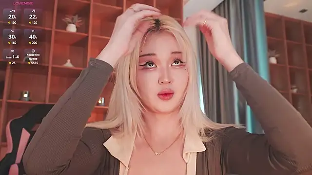 Snapshot of hyun_chia chatting on 06-18-26, 03:16 hyun chia online show from 06-18-26, 03:16