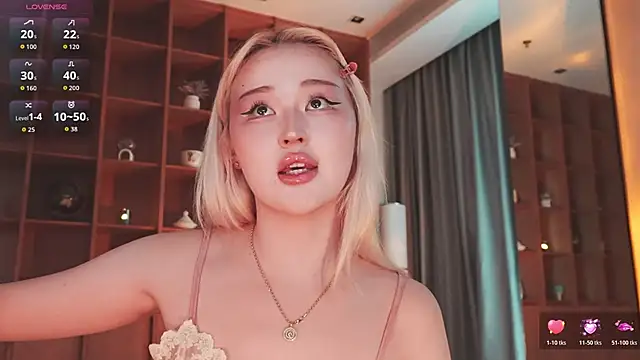 hyun chia online show from 04-21-26, 02:51