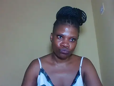 Snapshot of Sweetbaby004 chatting on 07-16-26, 01:57 Sweetbaby004 online show from 07-16-26, 01:57
