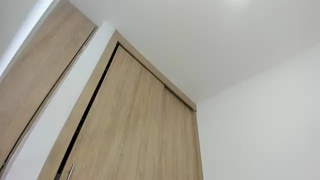 candyhotsquirt xx online show from 10-09-25, 11:05