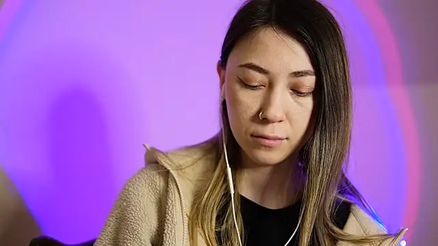 chibi moon  online show from 01-28-25, 05:56