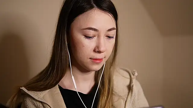 chibi moon  online show from 01-10-25, 05:13