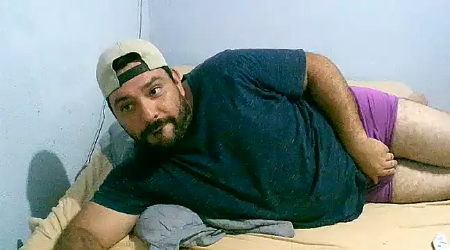Snapshot of lucasprloco chatting on 03-04-25, 12:39 lucasprloco online show from 03-04-25, 12:39