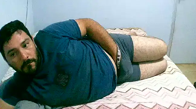 Snapshot of lucasprloco chatting on 03-11-25, 11:58 lucasprloco online show from 03-11-25, 11:58
