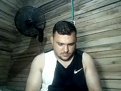 Arcangel 05 online show from 04-14-26, 01:32