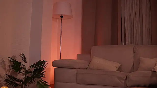 GiaFaaris online show from 04-10-26, 08:38