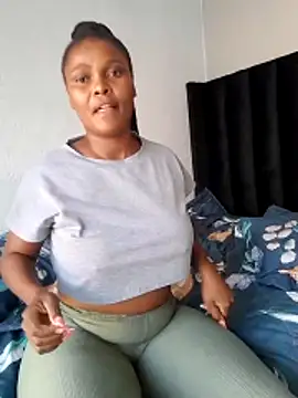 SweetAppleCandyxx online show from 03-27-26, 02:51