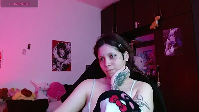 Snapshot of MaryJannes chatting on 05-30-26, 02:23 MaryJannes online show from 05-30-26, 02:23