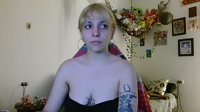 Snapshot of MaryJannes chatting on 02-28-26, 10:37 MaryJannes online show from 02-28-26, 10:37