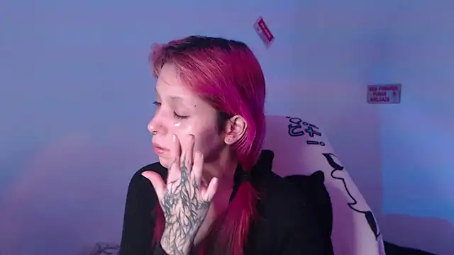 Snapshot of MaryJannes chatting on 10-30-25, 06:34 MaryJannes online show from 10-30-25, 06:34