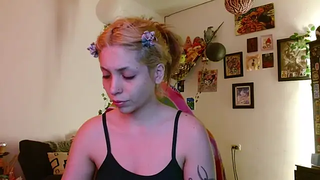 Snapshot of MaryJannes chatting on 02-23-26, 05:09 MaryJannes online show from 02-23-26, 05:09