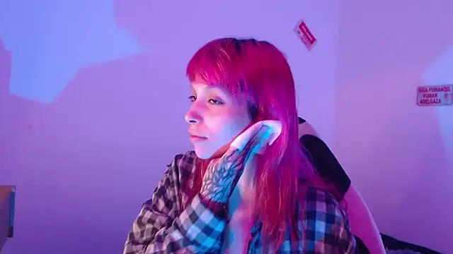 Snapshot of MaryJannes chatting on 10-28-25, 05:50 MaryJannes online show from 10-28-25, 05:50