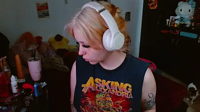 MaryJannes online show from 07-23-26, 04:58