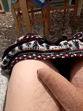 Alex 7422 online show from 11-18-25, 10:24