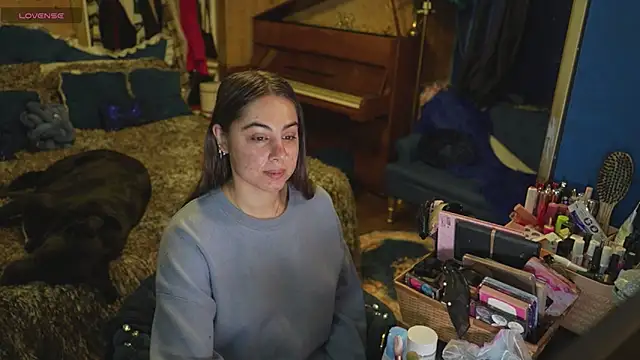 VanessaDoyle online show from 09-18-25, 01:41