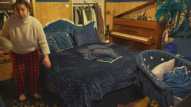 VanessaDoyle online show from 03-03-26, 02:40