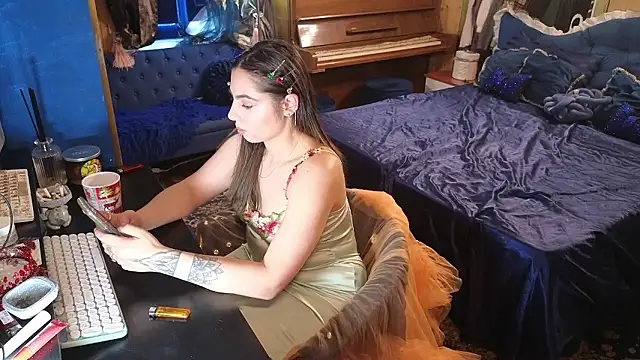 VanessaDoyle online show from 01-10-26, 01:50