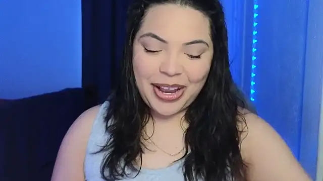 drizzypeach602 online show from 10-10-25, 03:29